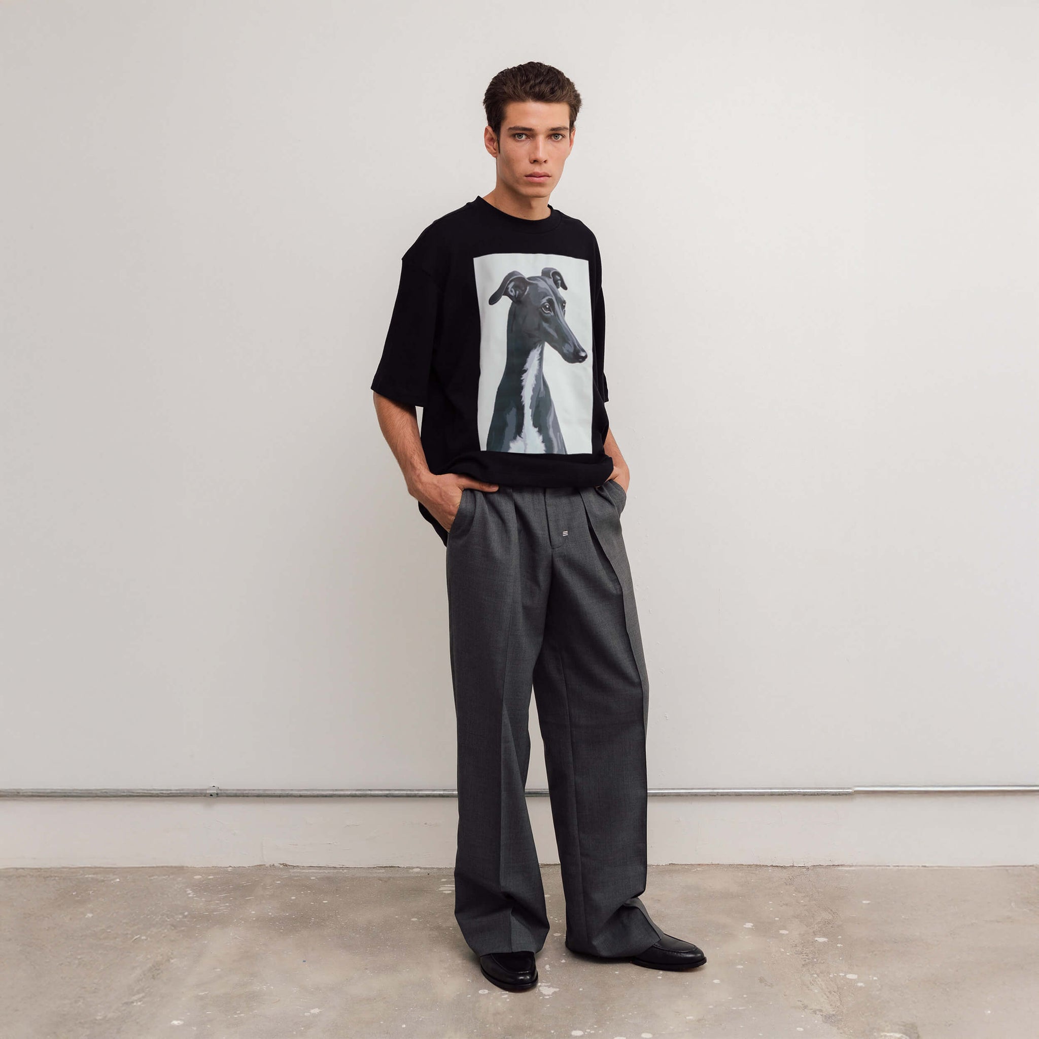 Camiseta Greyhound – Preta